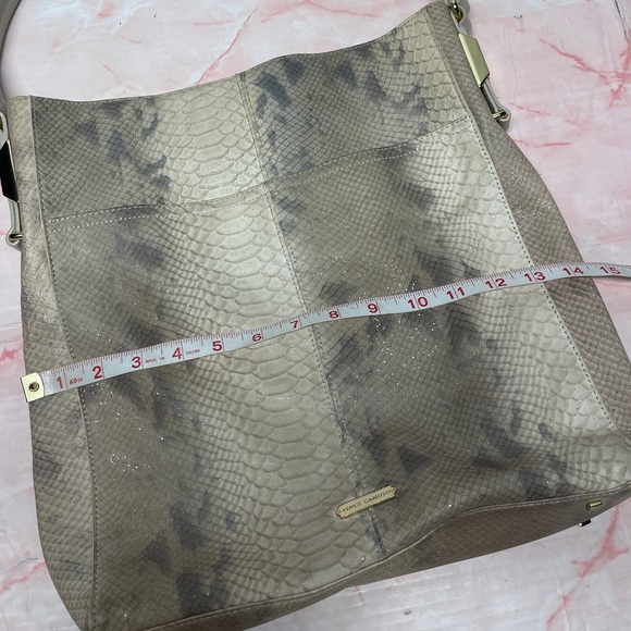 Vince Camuto Metallic Snakeskin Hobo bag ML - Picture 4 of 8
